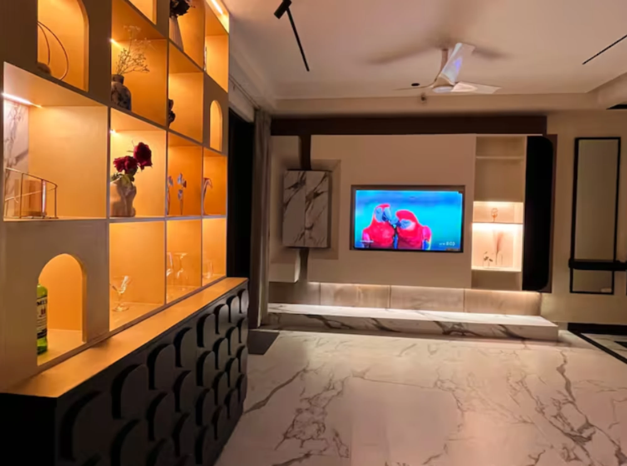 The Trenzy Home : The Skywalk