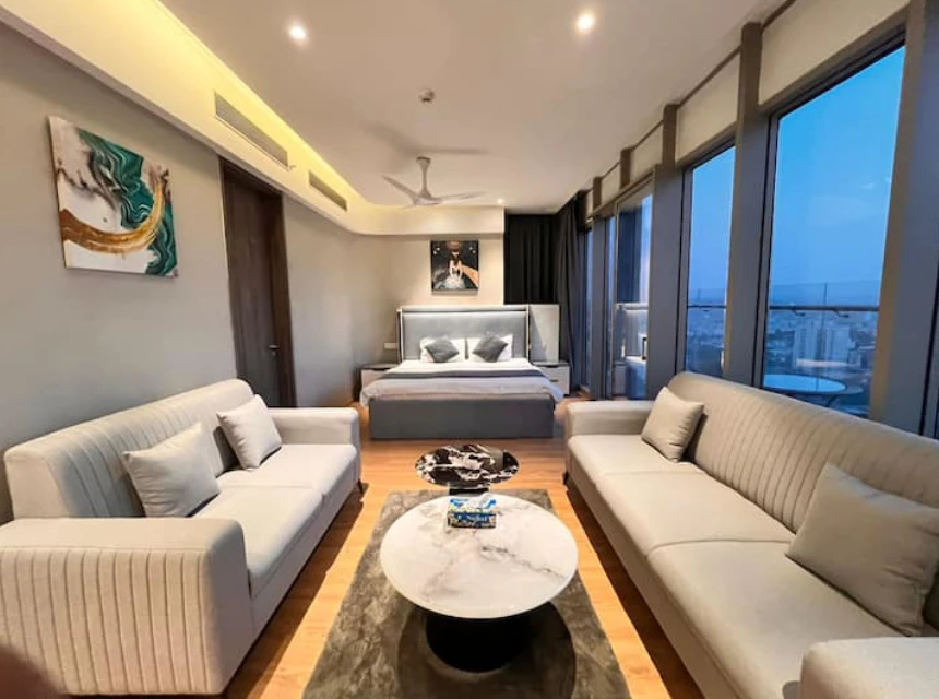 The Trenzy Home: Metrostay